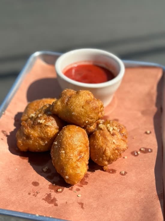 Half Tray Garlic Knots.